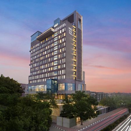 Novotel New Delhi City Centre エクステリア 写真
