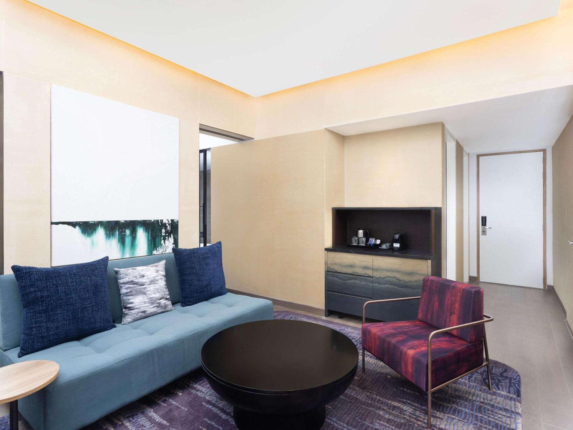 Novotel New Delhi City Centre エクステリア 写真