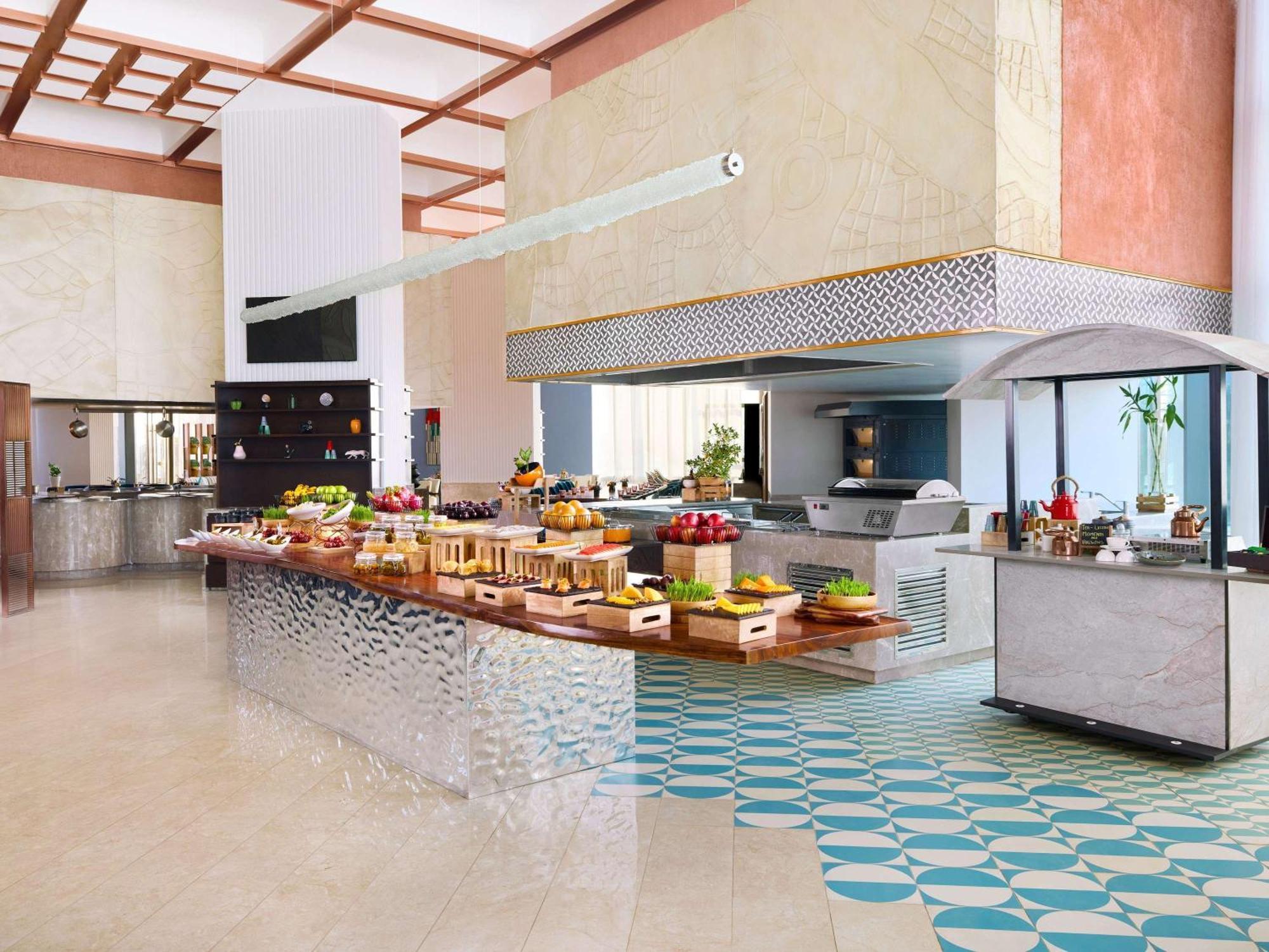 Novotel New Delhi City Centre エクステリア 写真